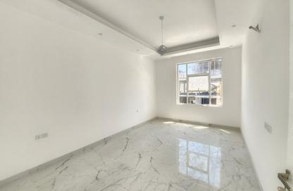 Villa - 5 - 7+ for sale in Al Yasmeen 1 - Al Yasmeen - Ajman Villa - 5 - 7+ for sale in Al Yasmeen 1 - Al Yasmeen - Ajman