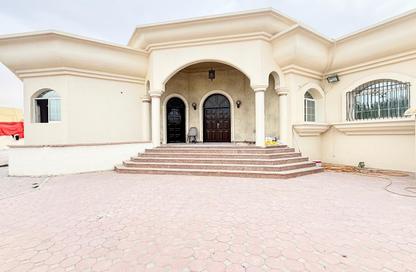Villa - 7 Bedrooms - 7+ Bathrooms for sale in Muwafja - Wasit - Sharjah