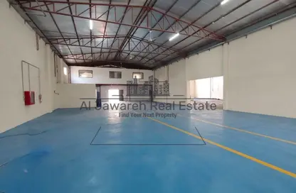 Warehouse - Studio - 3 Bathrooms for rent in Umm Dir - Umm Al Quwain