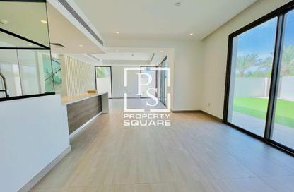 Villa - 3 - 5 for rent in Redwoods - Yas Acres - Yas Island - Abu Dhabi