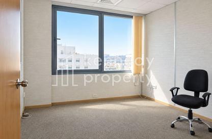 Office Space - Studio - 1 for rent in Abdul Rahim Mohd Al Zarooni Building - Al Muraqqabat - Deira - Dubai