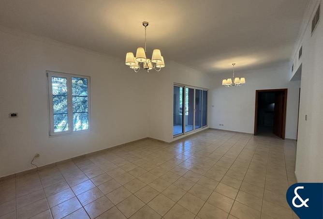 2OxYpHw4Ae8 - Property Image 2