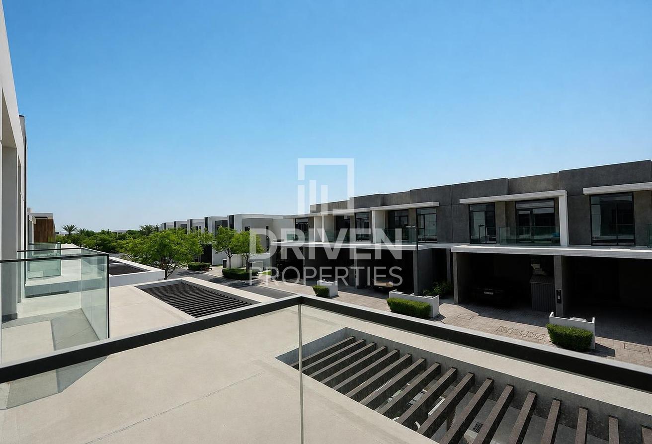 Close to Pool | Prime Location | Newly Vacant photo 20