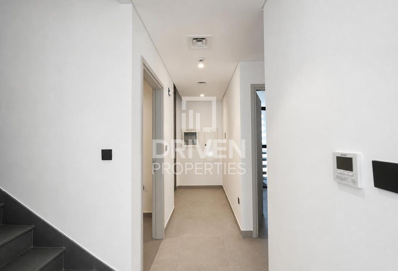 Close to Pool | Prime Location | Newly Vacant photo 14
