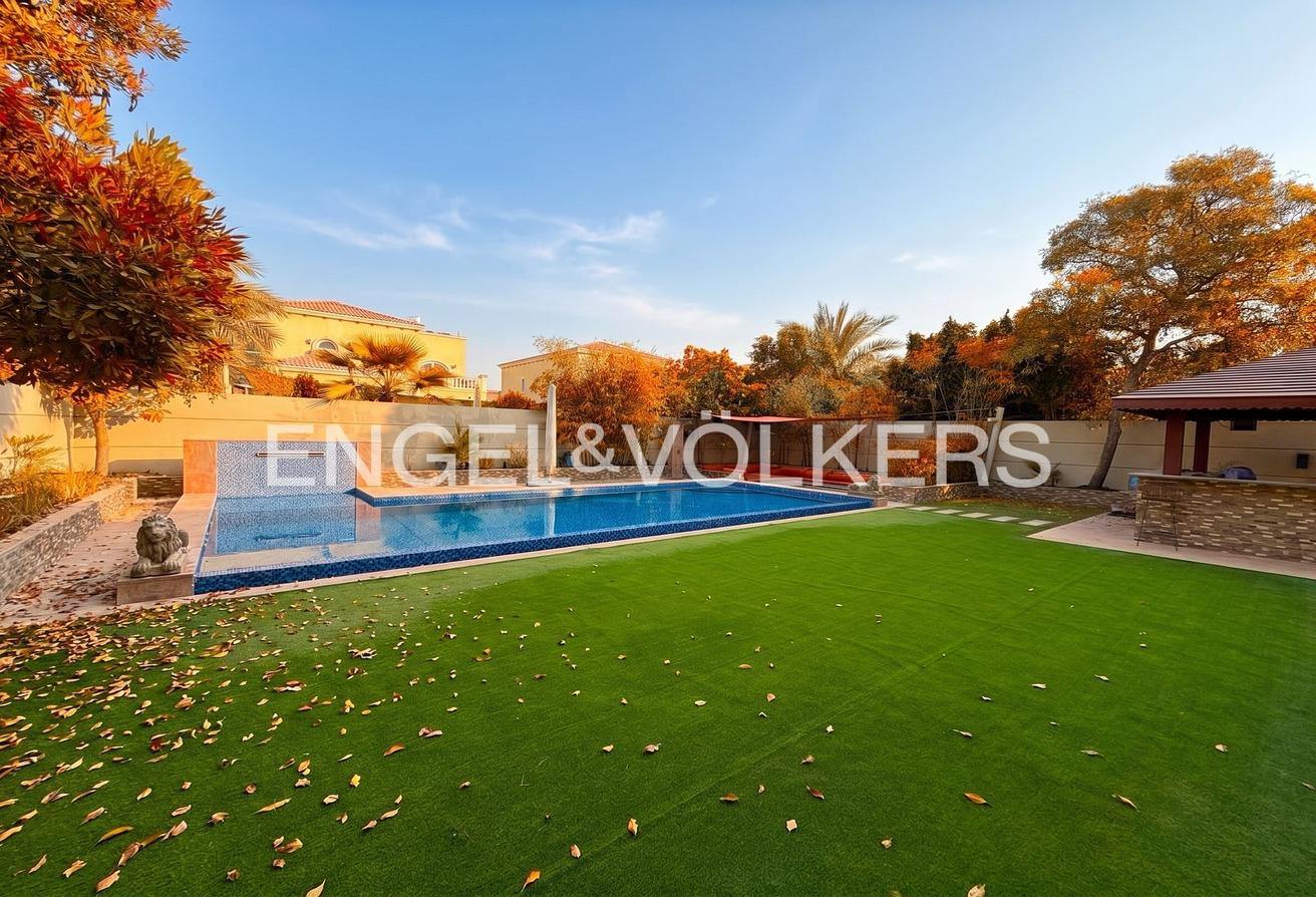 Upgraded | Resort-Style Garden | Prime Location photo 17
