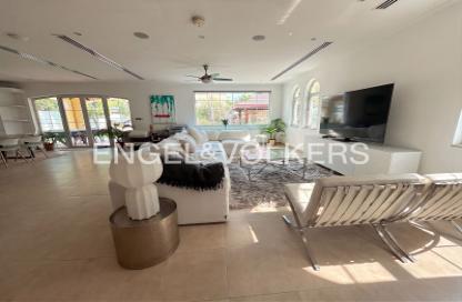 Villa - 4 - 6 for rent in District 4 - Jumeirah Park - Dubai