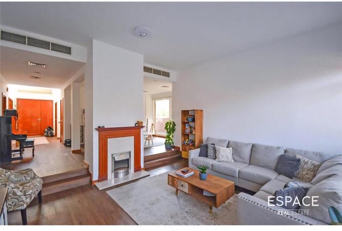 98683076 - Property Main Image
