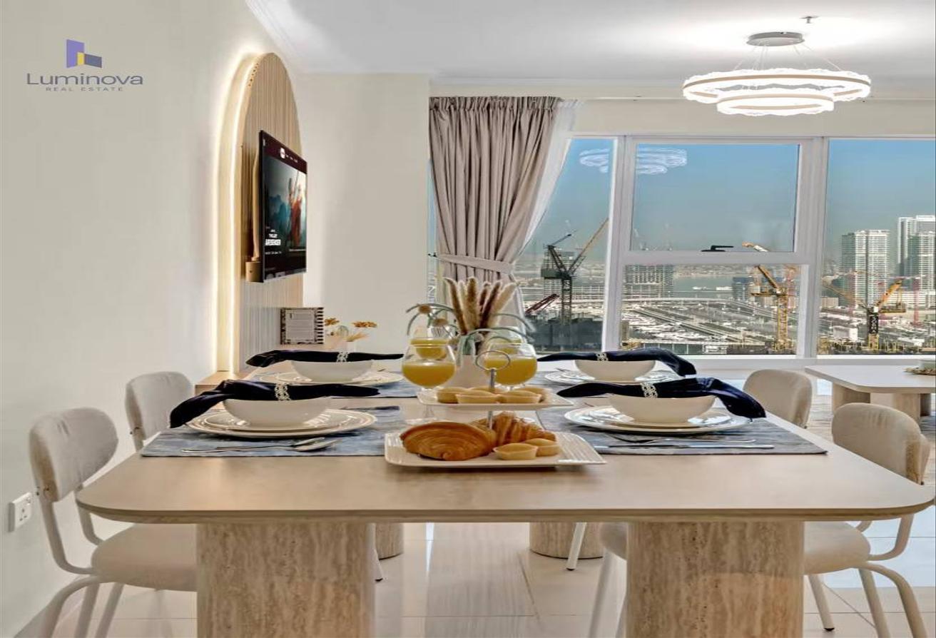 Fully palm and sea view, prime location photo 7