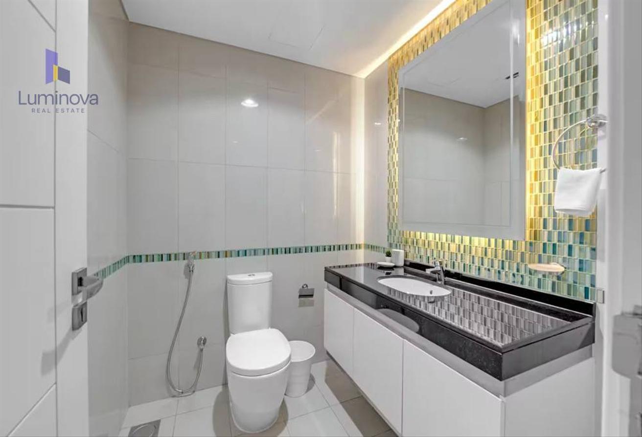 Fully palm and sea view, prime location photo 16