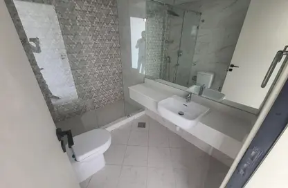 Apartment - 2 Bedrooms - 3 Bathrooms for rent in Muweileh Community - Muwaileh Commercial - Sharjah