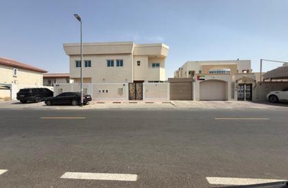 Villa - 2 Bedrooms - 3 Bathrooms for sale in Mirdif Villas - Mirdif - Dubai