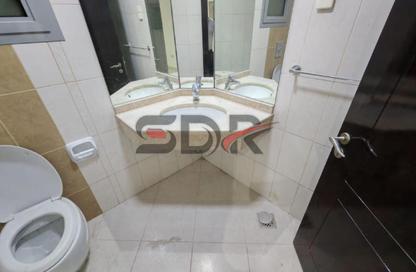 Apartment - 3 - 5 for rent in Cornich Al Khalidiya - Al Khalidiya - Abu Dhabi Apartment - 3 - 5 for rent in Cornich Al Khalidiya - Al Khalidiya - Abu Dhabi