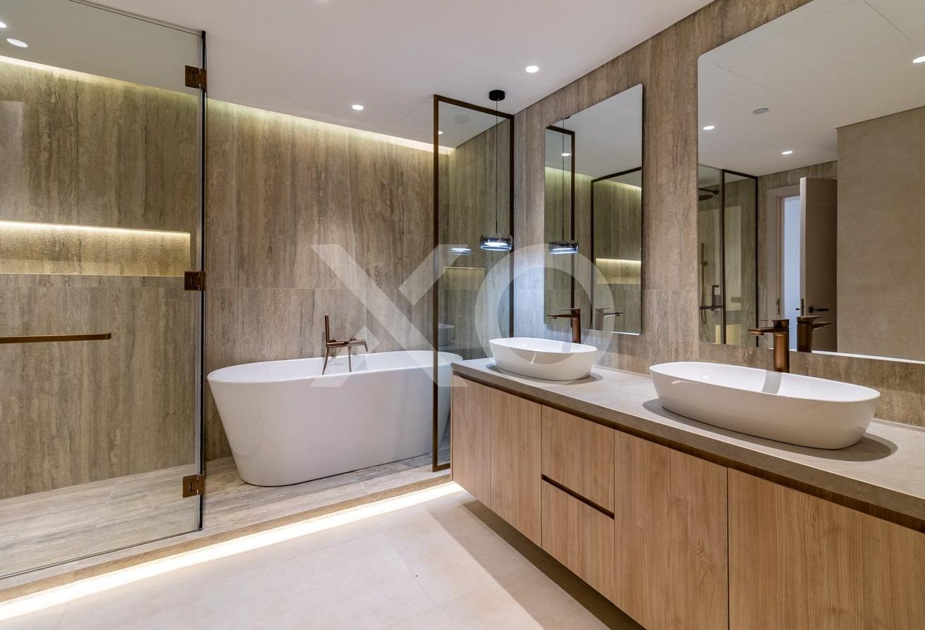 Bright & Spacious 2BR | Marina Residences 2| Palm photo 18