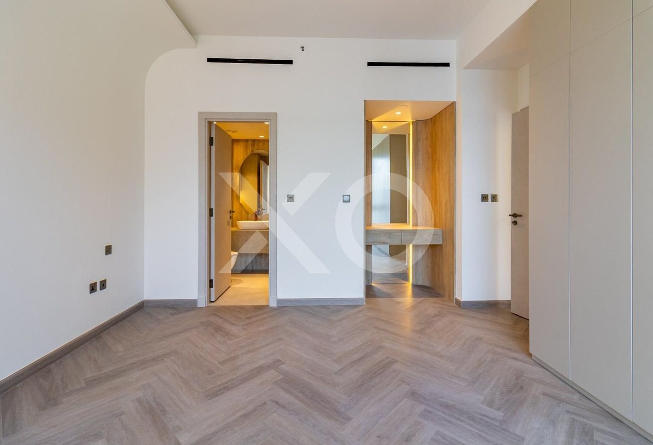Bright & Spacious 2BR | Marina Residences 2| Palm photo 10