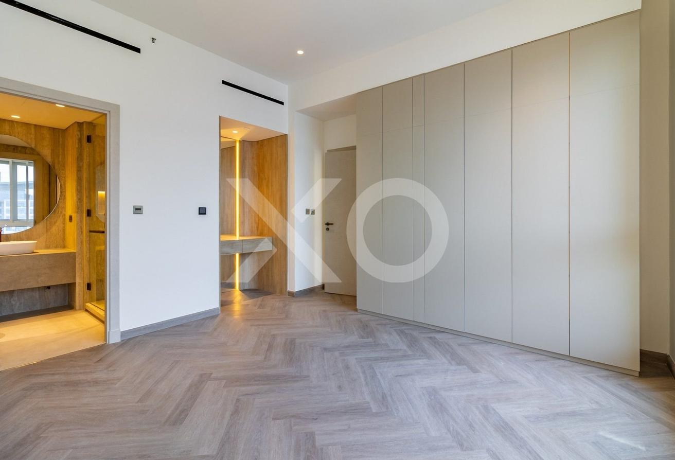 Bright & Spacious 2BR | Marina Residences 2| Palm photo 11