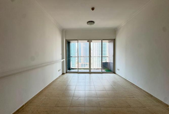 121987404 - Property Image 3