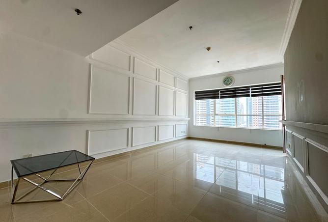 121987404 - Property Main Image