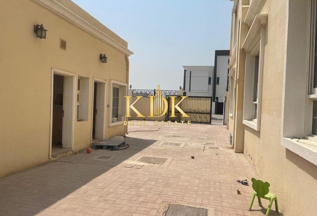 9BR + Maid | Spacious | for Families photo 16