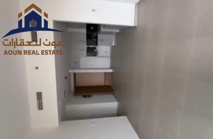 شقة - 2 غرف نوم - 2 حمامات للبيع في أزور بيتش ريزيدنس - جزيرة مريم - الخان - الشارقة شقة - 2 غرف نوم - 2 حمامات للبيع في أزور بيتش ريزيدنس - جزيرة مريم - الخان - الشارقة