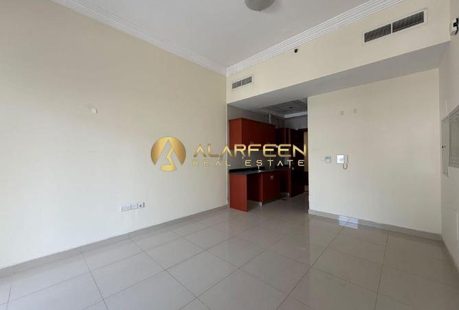 Vacant Unit | Pool View | High ROI
