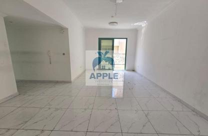 Apartment - 3 Bedrooms - 3 Bathrooms for rent in Muweileh Community - Muwaileh Commercial - Sharjah
