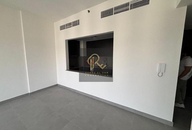 127017382 - Property Image 2