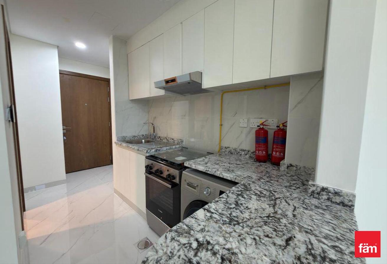 Brand New | SemiFurnished | Spacious Layout photo 4