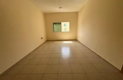 شقة - 1 حمام للايجار في القليعة - الشرق - الشارقة