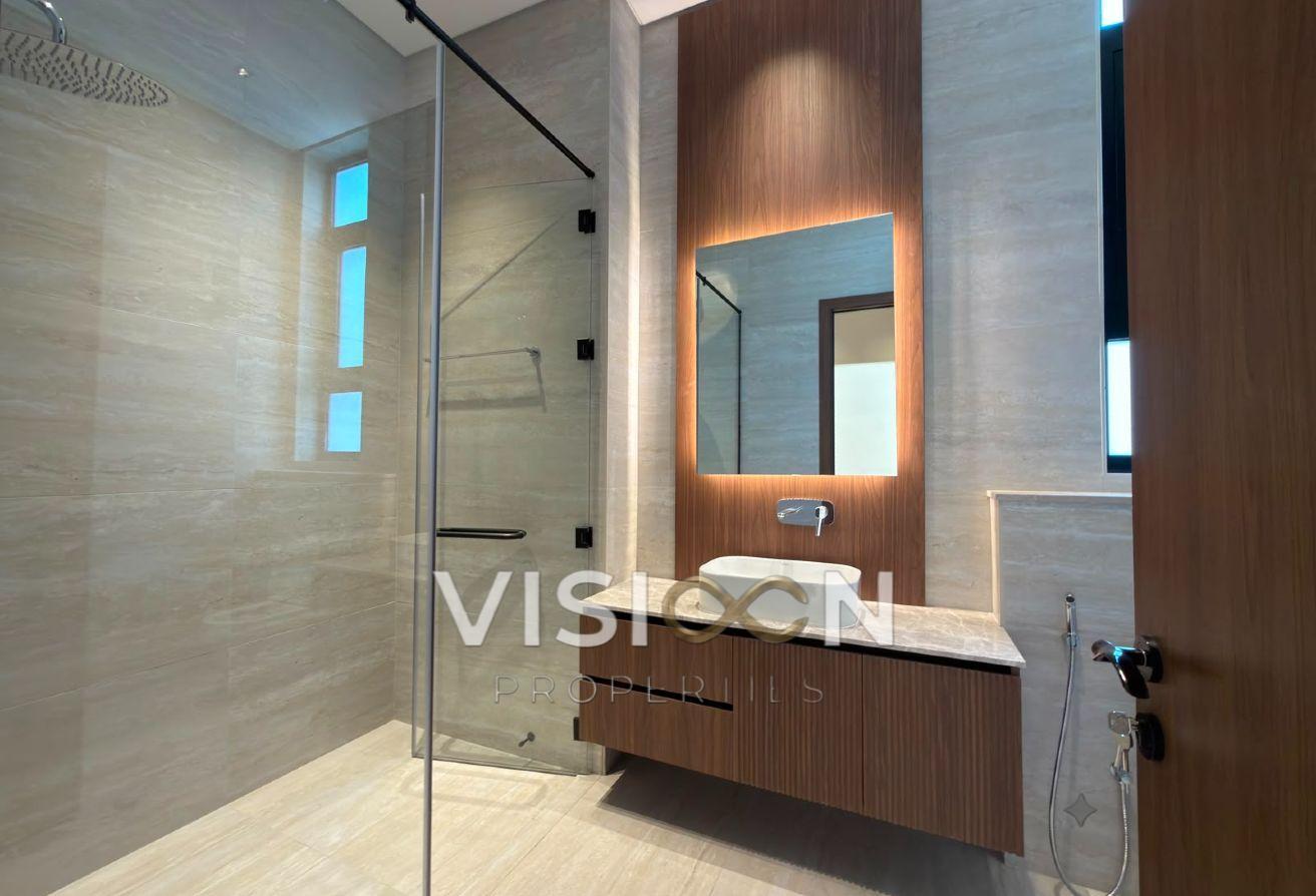 Brand New 5BR Villa | Private Pool & Garden photo 27