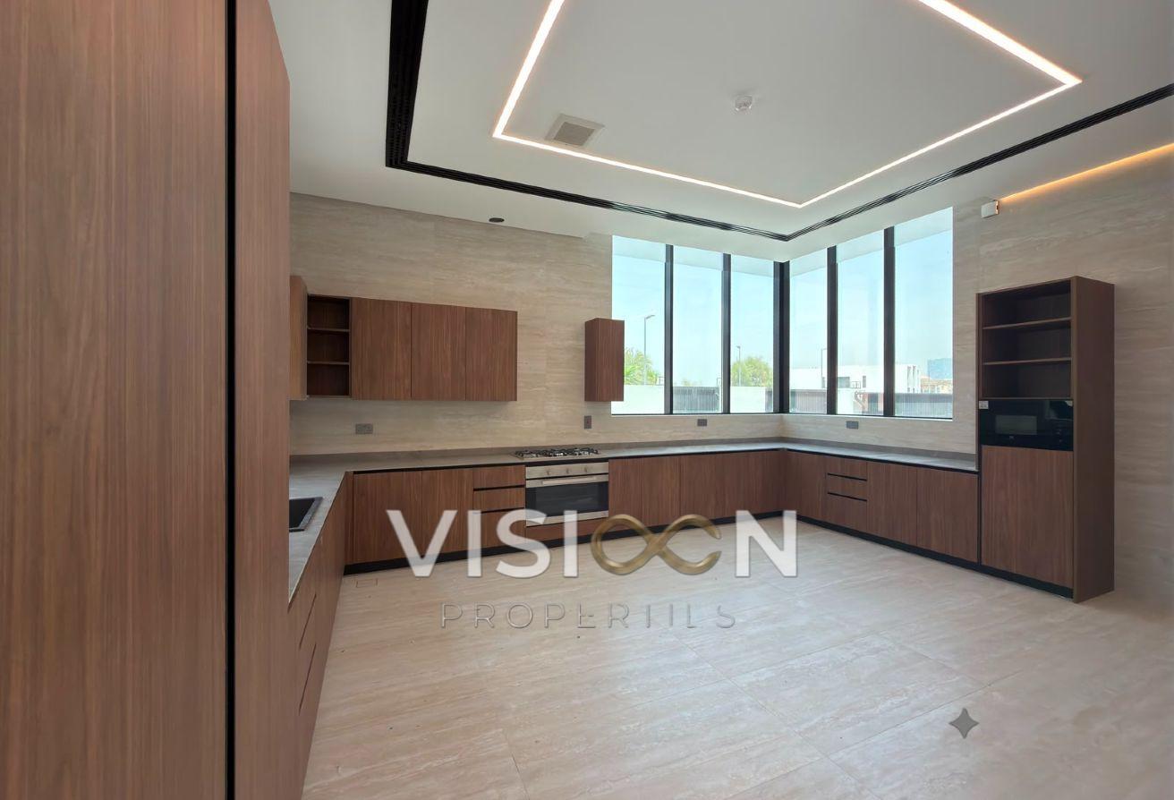 Brand New 5BR Villa | Private Pool & Garden photo 22