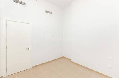 Apartment - 2 Bedrooms - 2 Bathrooms for rent in Jenna Main Square 1 - Jenna Main Square - Town Square - Dubai