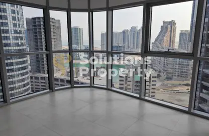 شقة - 3 غرف نوم - 4 حمامات للايجار في أبراج راديانت فيوز - مدينة الأضواء - جزيرة الريم - أبوظبي شقة - 3 غرف نوم - 4 حمامات للايجار في أبراج راديانت فيوز - مدينة الأضواء - جزيرة الريم - أبوظبي