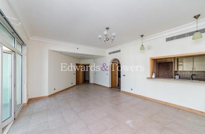 Apartment - 2 - 3 for rent in Al Khudrawi - Shoreline Apartments - Palm Jumeirah - Dubai