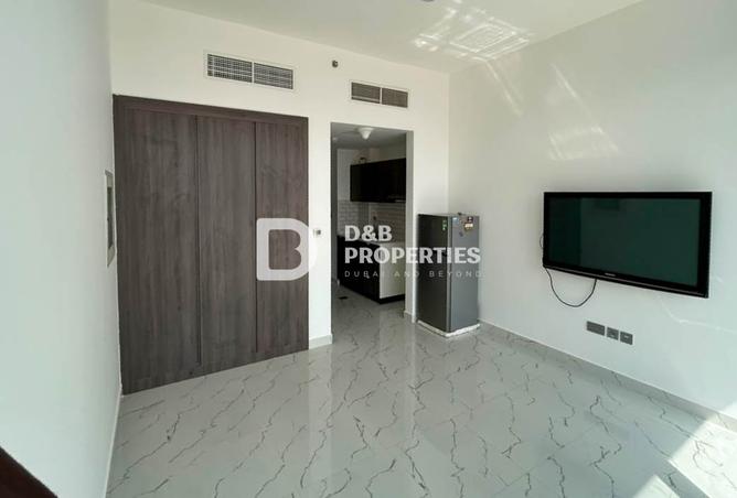 WELL MAINTAINED | VACANT | FULLY EQUIPPED | 4 CHQ photo 3