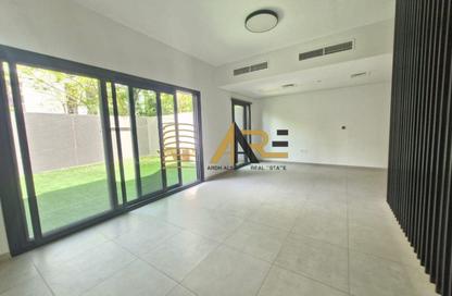 Townhouse - 3 Bedrooms - 4 Bathrooms for rent in Sarab 2 - Aljada - Sharjah