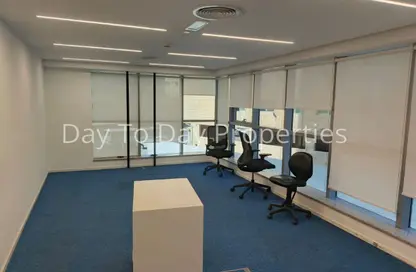 مكتب - استوديو - 4 حمامات للايجار في خالد بن الوليد شارع - بر دبي - دبي