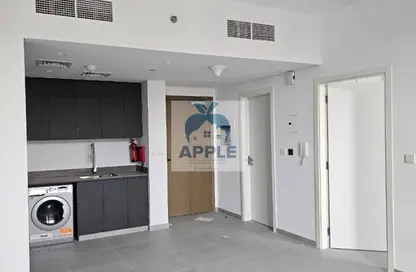 Apartment - 1 Bedroom - 2 Bathrooms for rent in Tiraz 2 - Aljada - Sharjah