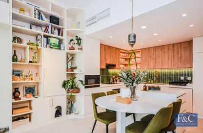 شقة - غرفة نوم - 2 حمامات للبيع في فوكس هيل 4 - فوكس هيل - موتور سيتي - دبي