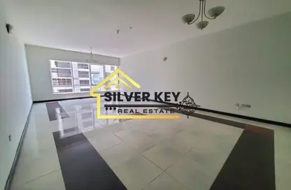 Apartment - 3 Bedrooms - 2 Bathrooms for rent in Al Majaz 1 - Al Majaz - Sharjah