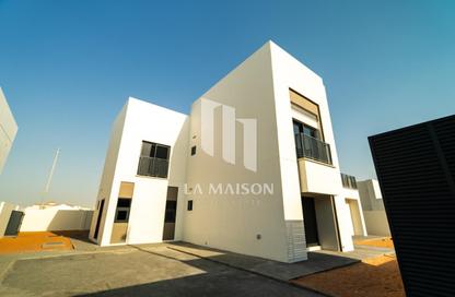 Villa - 5 Bedrooms - 7 Bathrooms for rent in Fay Alreeman - Al Shamkha - Abu Dhabi Villa - 5 Bedrooms - 7 Bathrooms for rent in Fay Alreeman - Al Shamkha - Abu Dhabi