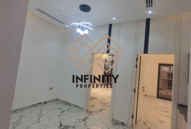 63650530 - Property Image 2