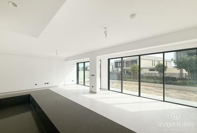 72305024 - Property Image 3