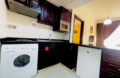 Apartment - 1 Bedroom - 1 Bathroom for rent in Airport Road - Abu Dhabi