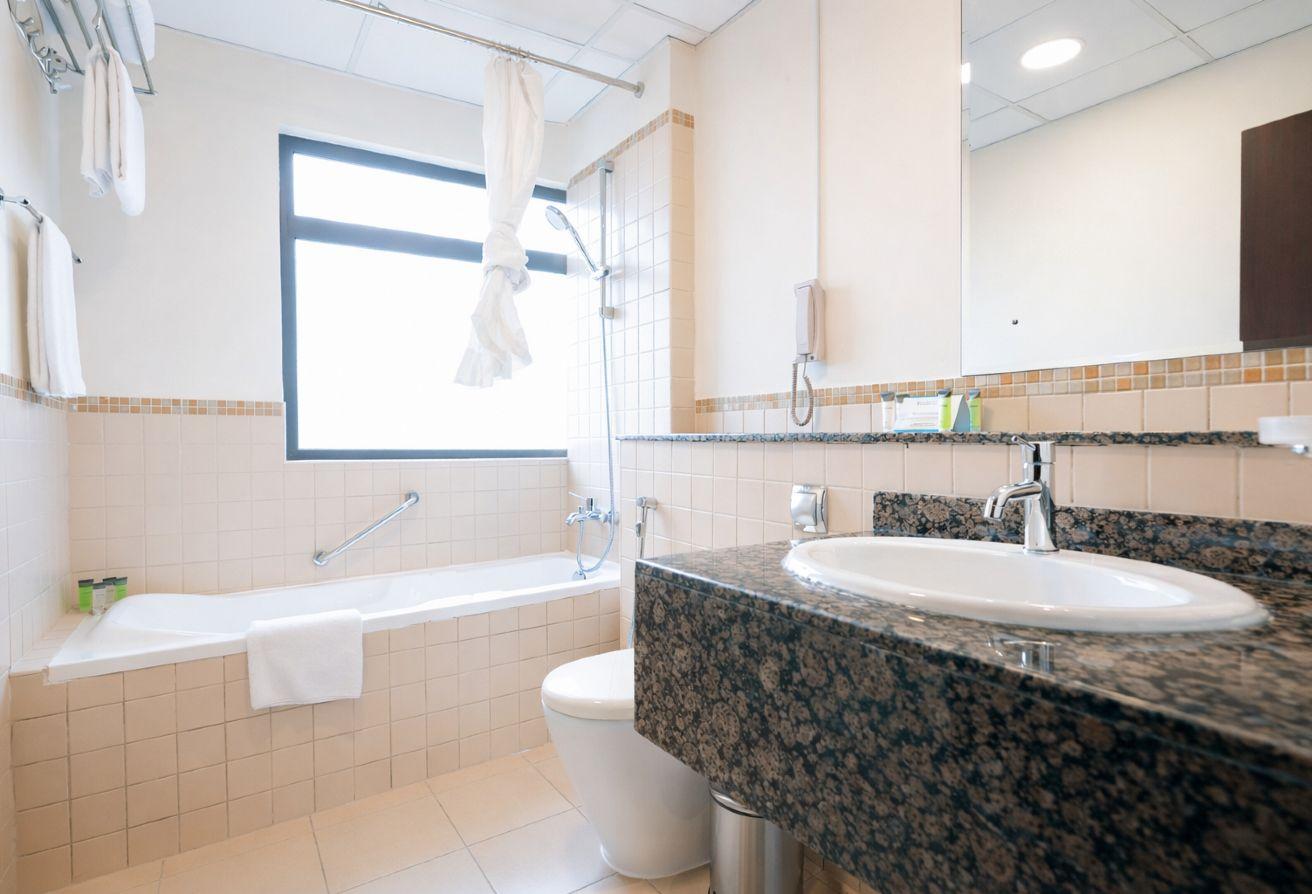 Sea View 3BR | Prime JBR Location photo 12