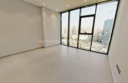 Apartment - 2 - 3 for rent in Shadow Tower - Al Mamzar - Sharjah - Sharjah Apartment - 2 - 3 for rent in Shadow Tower - Al Mamzar - Sharjah - Sharjah