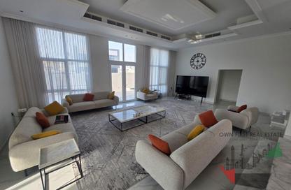 Villa - 6 Bedrooms - 7+ Bathrooms for rent in Al Aweer 1 - Al Aweer - Dubai
