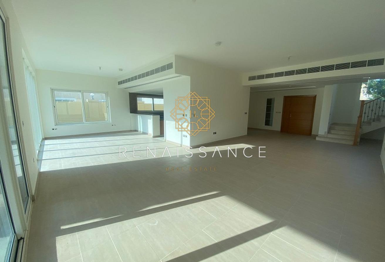 Premium Bright 4BR Villa | Vacant and Ready photo 6