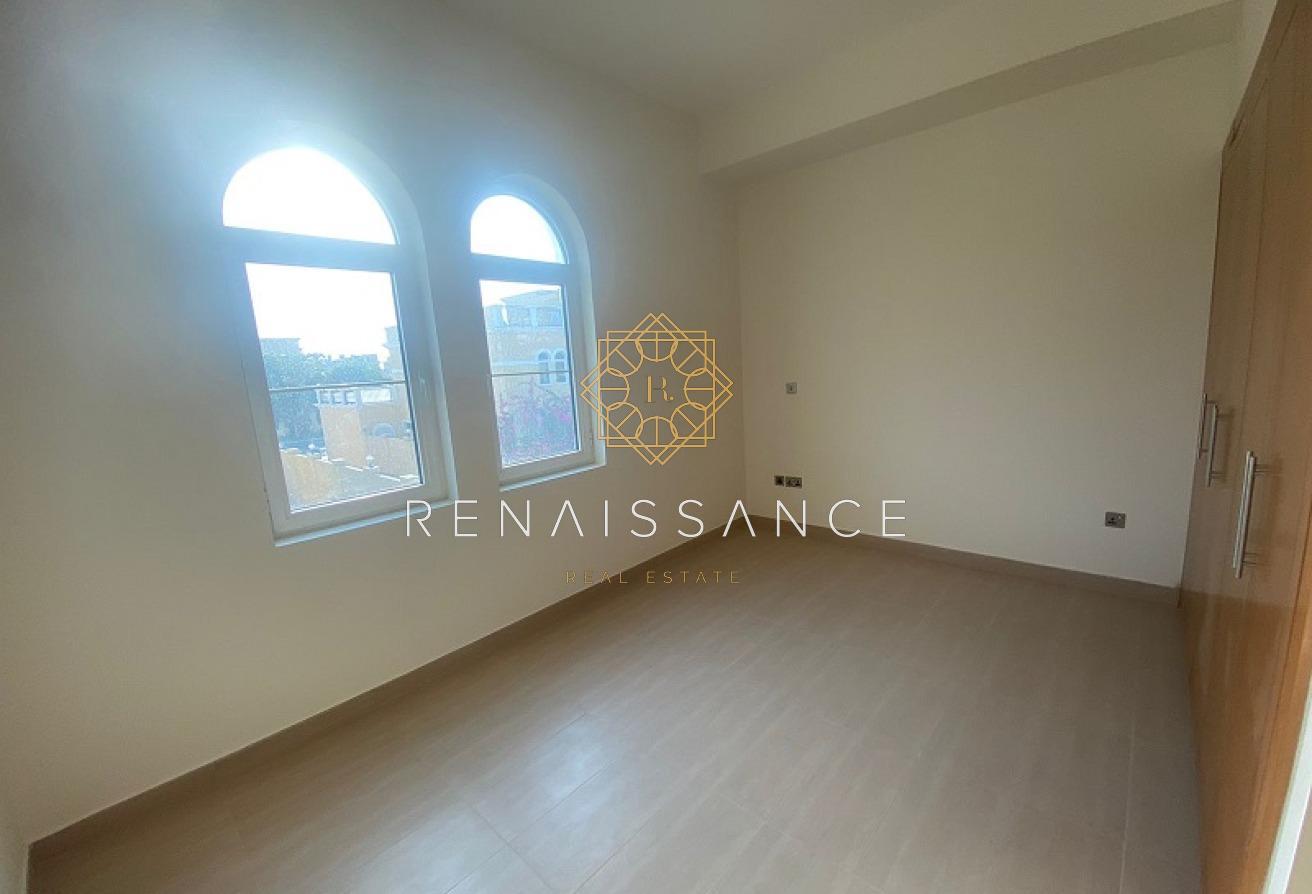 Premium Bright 4BR Villa | Vacant and Ready photo 13