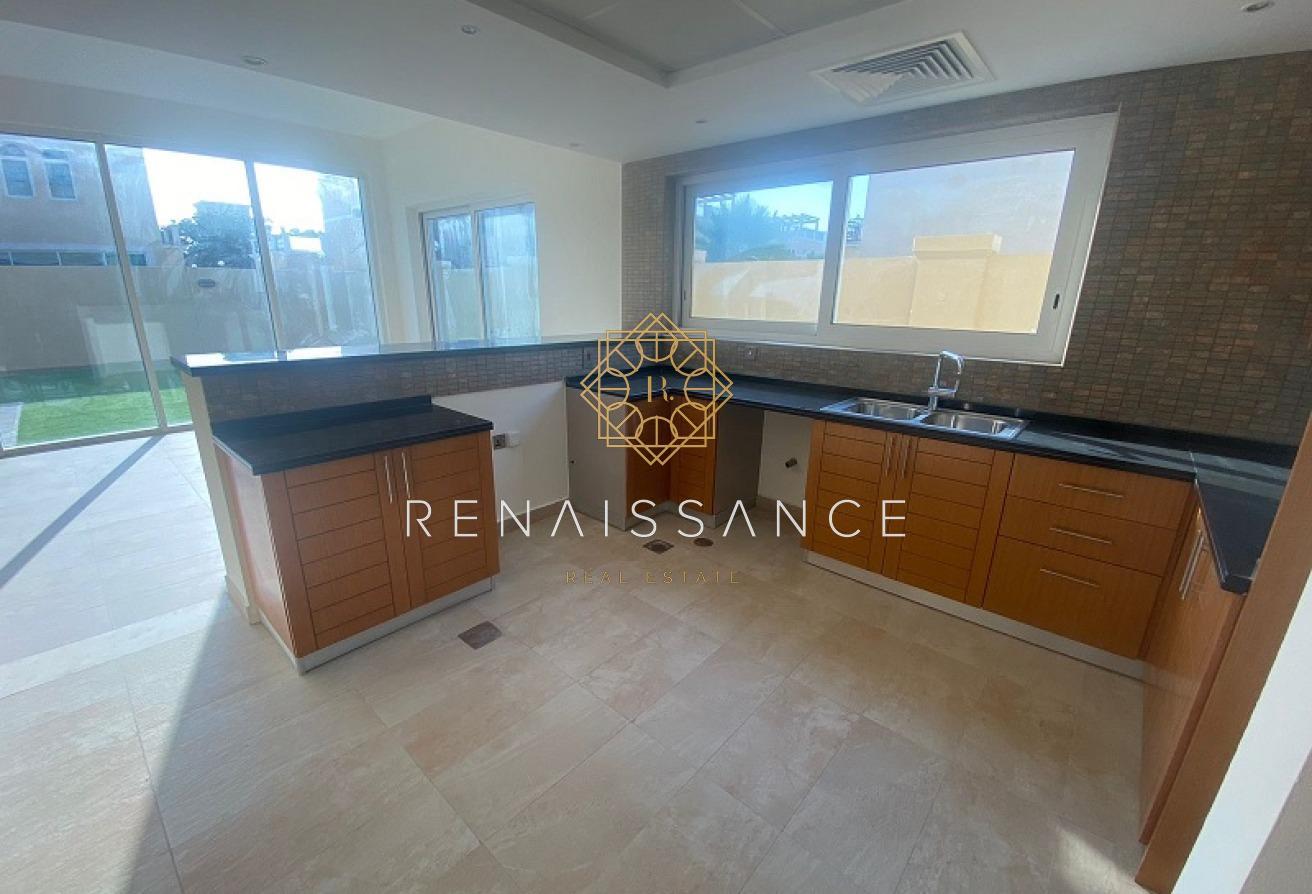 Premium Bright 4BR Villa | Vacant and Ready photo 7