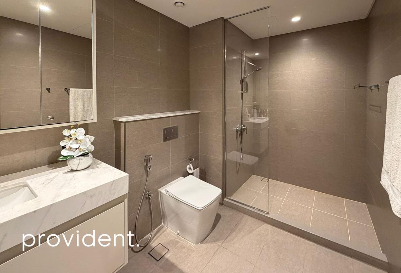 Luxurious Living | Upgraded | Burj&Fountains View photo 12